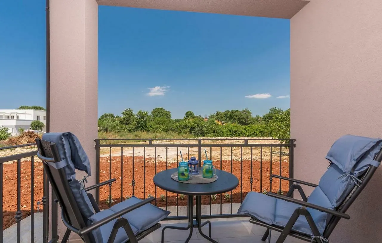 Apartment Complex Jelena Funtana